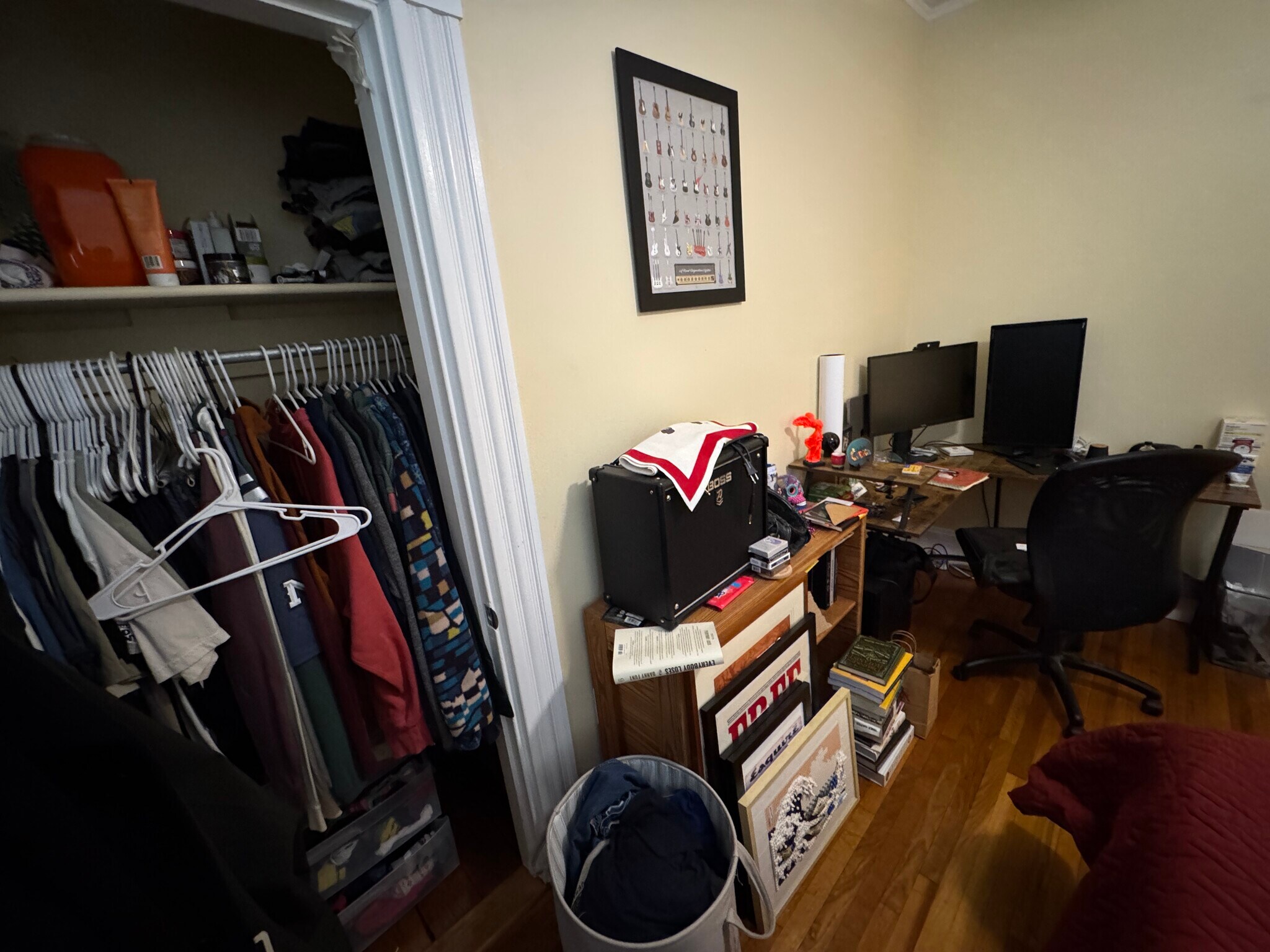 Building Photo - 176 Elm St