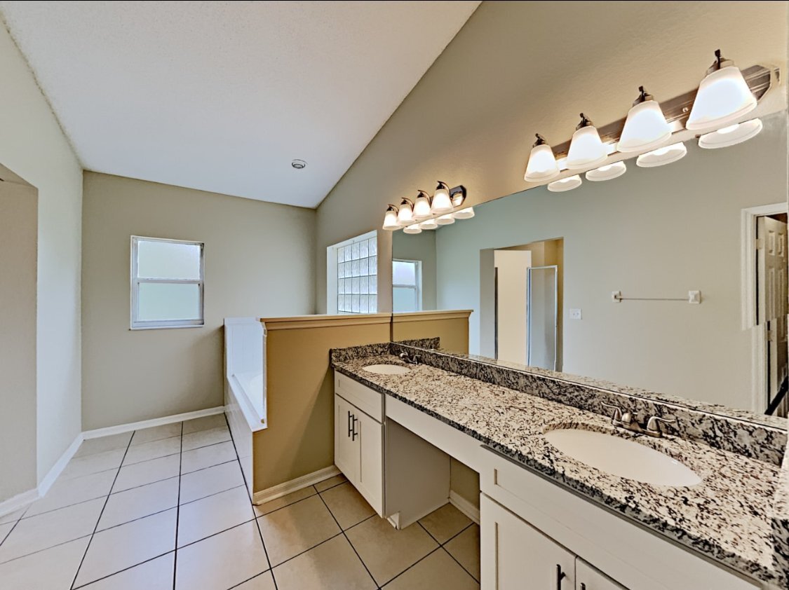 Building Photo - 2938 Hickory Ridge Dr