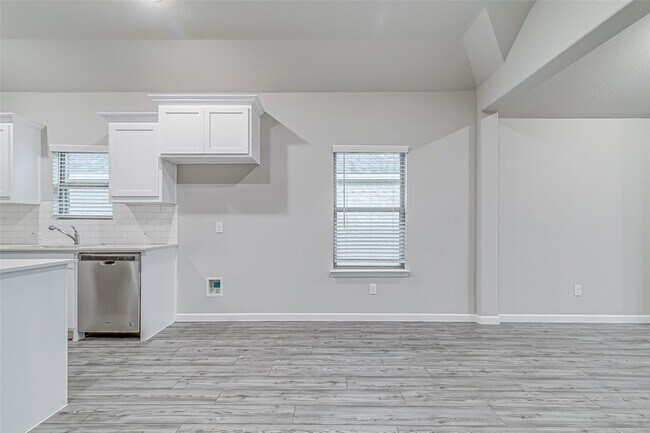 Building Photo - 2419 Rocky Mountain Dr
