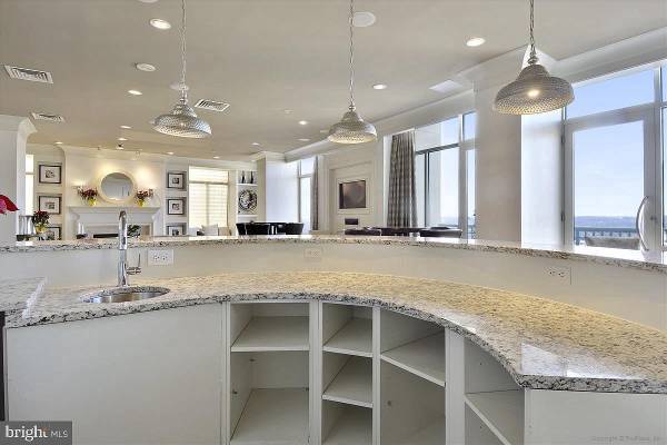 Rooftop bar area - 851 N Glebe Rd