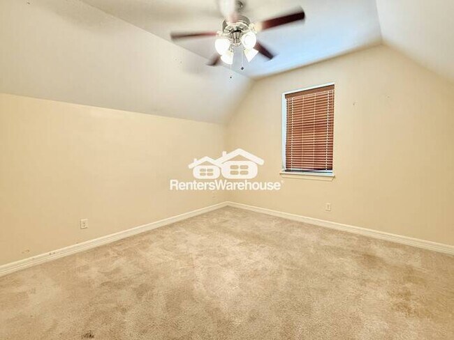 Building Photo - Beautiful 4 Bedroom Home just South of TCU!!!
