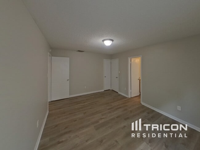 Building Photo - 1507 Crossridge Dr