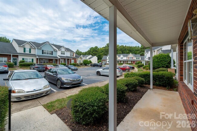 Building Photo - 1841 Birch Heights Ct