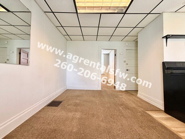 Building Photo - 2828 Raymond St