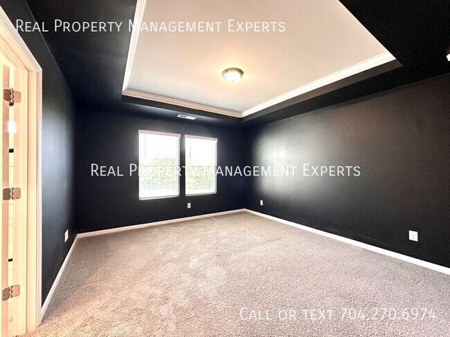 Building Photo - 4408 Iron Oak Ln
