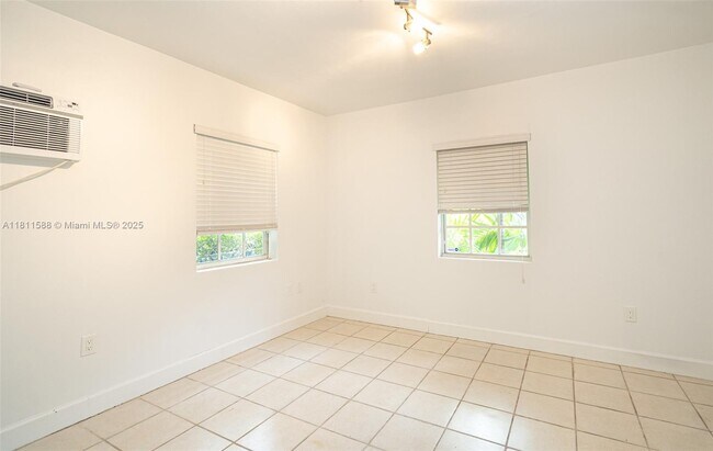 Building Photo - 8200 Harding Ave