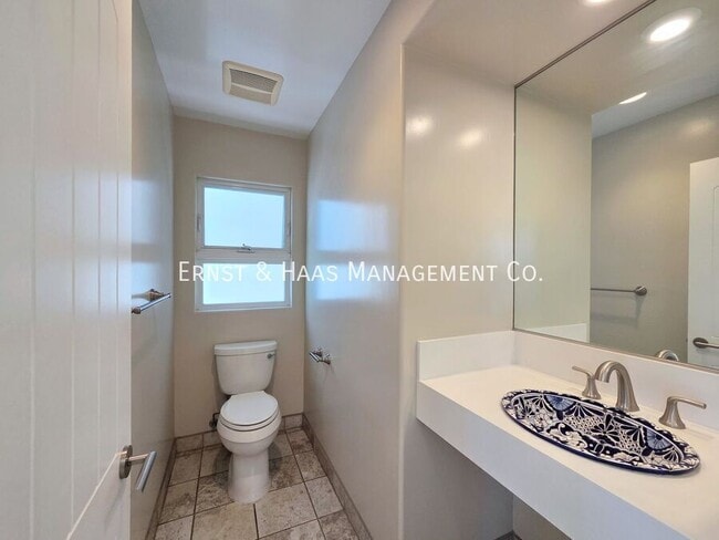 Building Photo - 1848 Benecia Ave