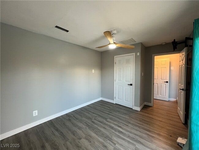 Building Photo - 3140 Hebard Dr