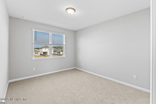 Building Photo - 712 Cherry Elm Dr