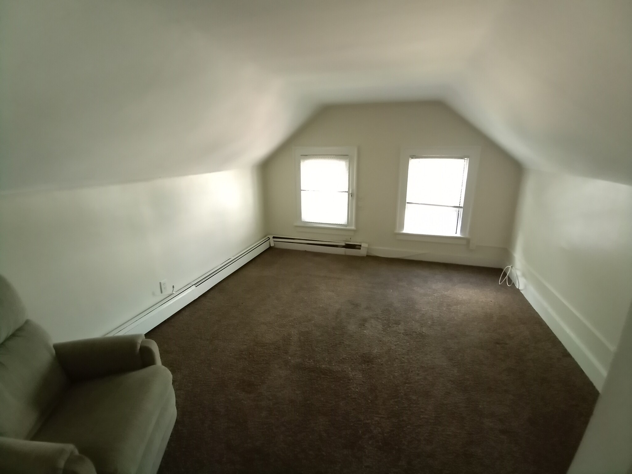 Building Photo - 608 Elmwood Ave