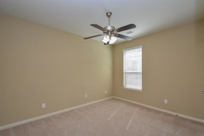 Building Photo - 8135 Running Brook Ln