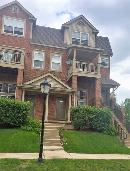 Building Photo - 2787 Barclay Way