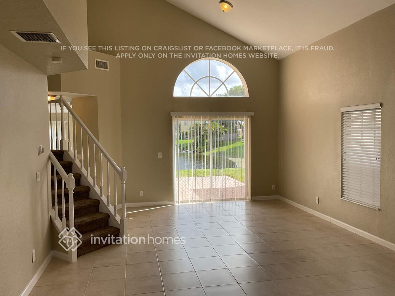 Building Photo - 10254 Serene Meadow Dr N