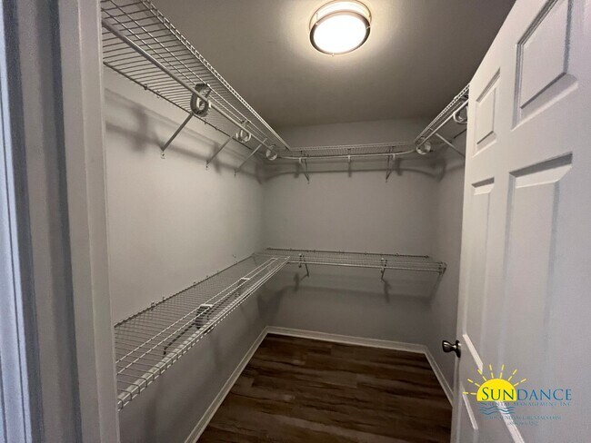 Building Photo - Beautiful home in the heart of Niceville!