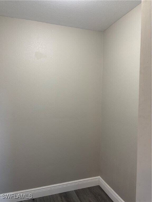 Building Photo - 17420 Birchwood Ln