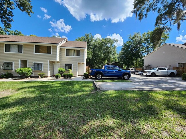 Building Photo - 6161 SW 8th Ln