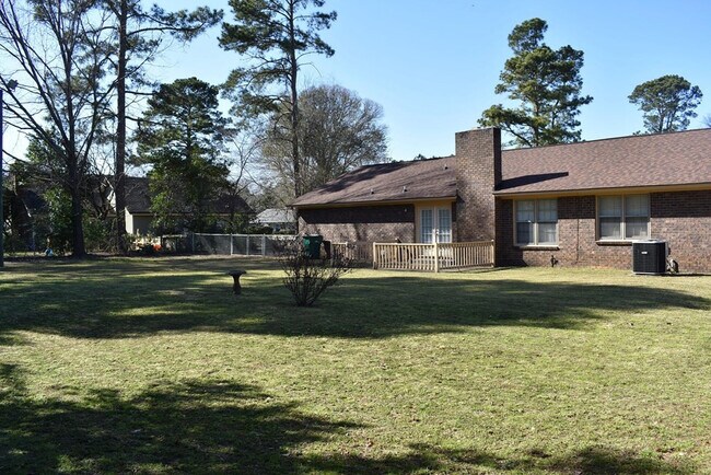 Building Photo - 2372 Orvis St