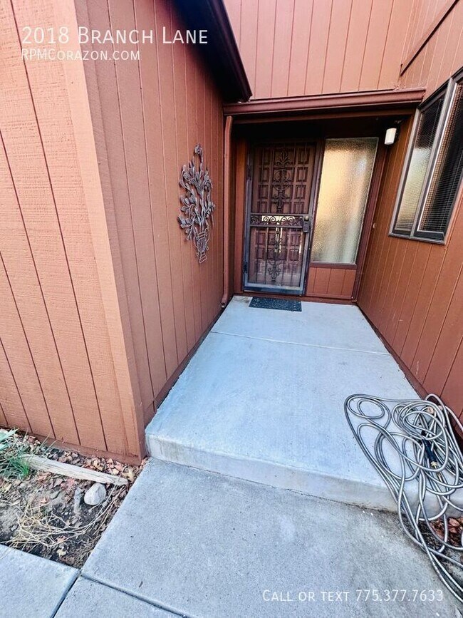 Building Photo - 2018 Branch Ln