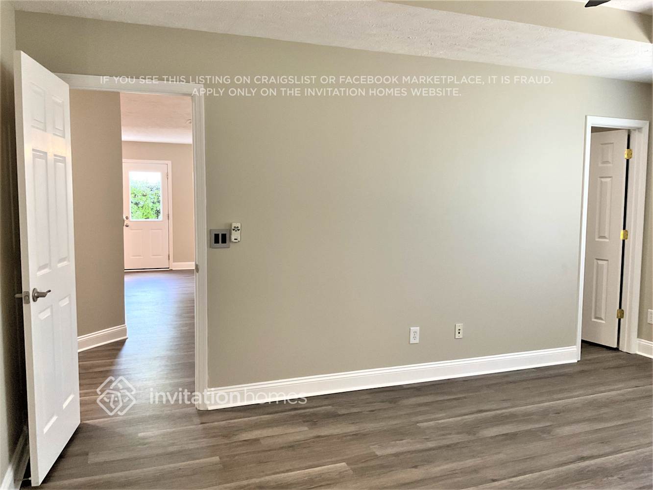 Building Photo - 5439 Middlebury Dr