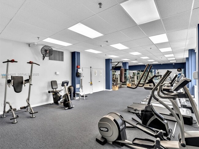 Building Photo - 20 Island Ave