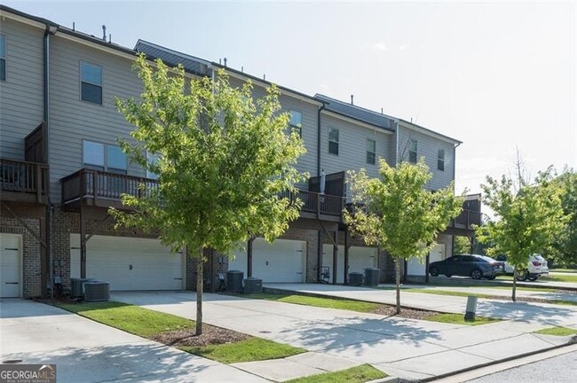 Building Photo - 2182 Talmai Dr