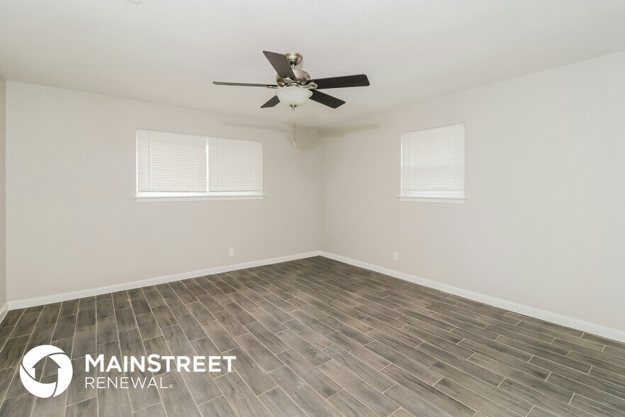 Building Photo - 1137 Desiree Ln