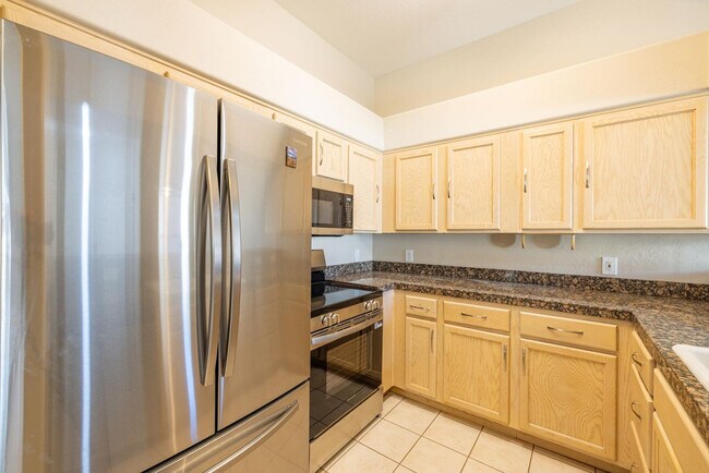 Building Photo - 16357 E Arrow Dr