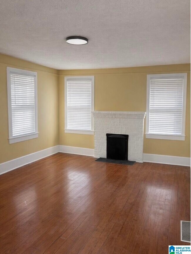 Building Photo - 1605 West St