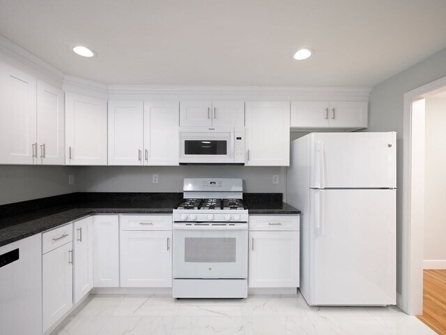 Building Photo - 8 Eugene Way