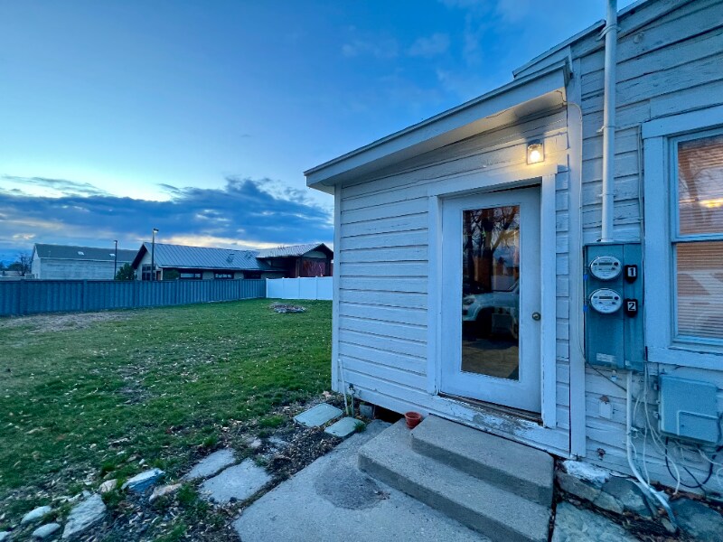 Building Photo - 681 N 100 E