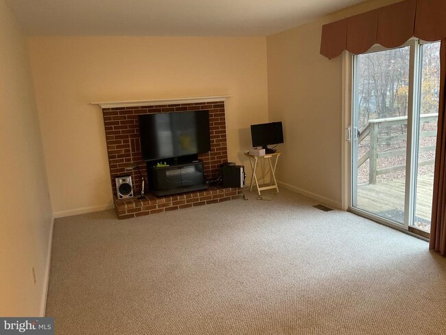 Building Photo - 6801 Upper Mills Cir