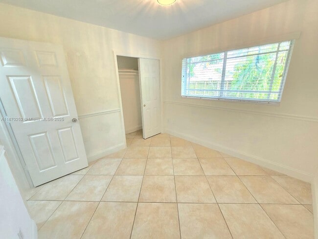 Building Photo - 10330 SW 53rd St