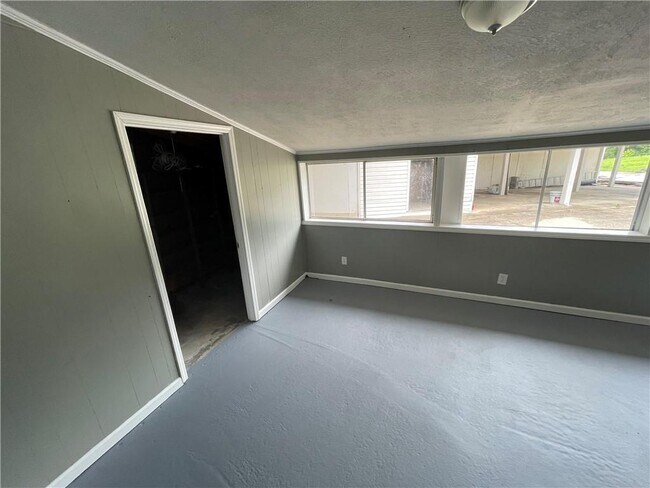 Building Photo - 2766 Bart Johnson Rd