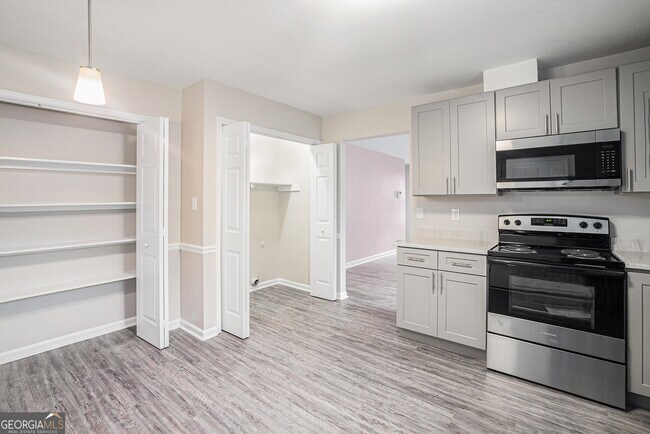 Building Photo - 1238 McPherson Ln