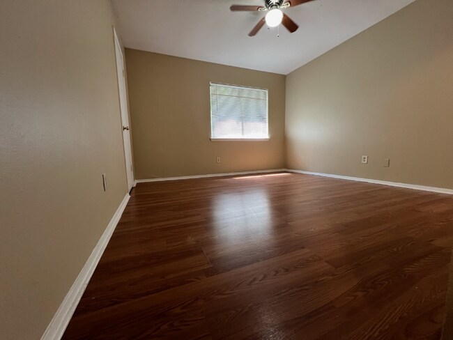 Building Photo - 6420 Parton Ct