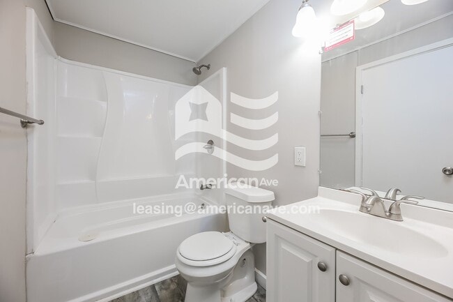 Building Photo - 2305 Standing Springs Rd