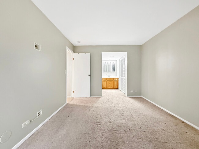 Building Photo - 1978 Kenilworth Cir