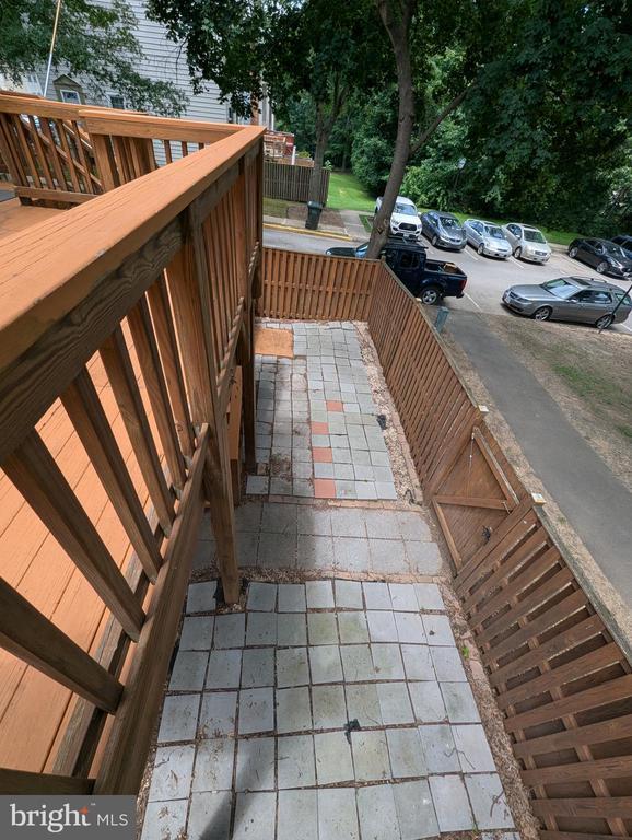 Building Photo - 8358 Stationhouse Ct