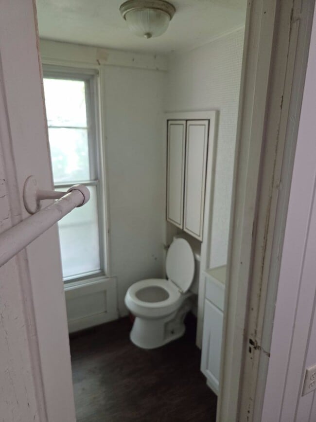 Building Photo - Charming 3-Bedroom Home in Peoria — Pet-Friendly & Move-In Ready! 50% Off First Month!