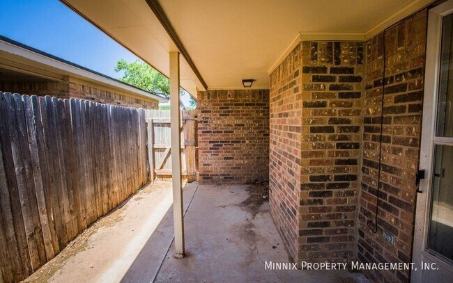 Building Photo - 5807 2nd St