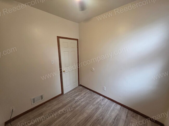 Building Photo - 203 142nd St