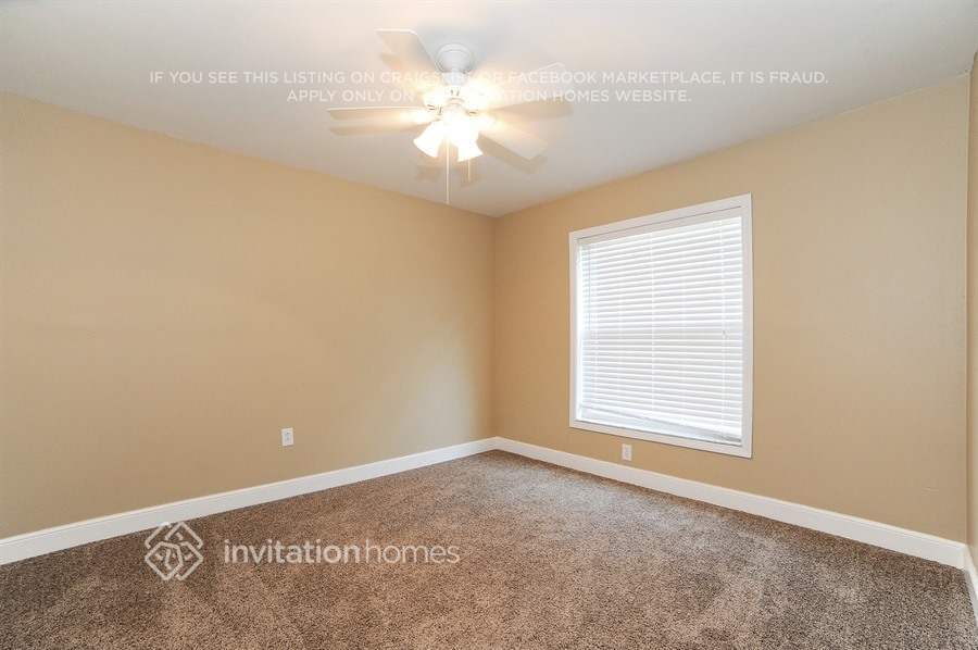 Building Photo - 4526 Windsor Ct E