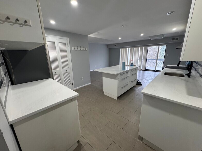 Building Photo - 12 Dougherty Blvd