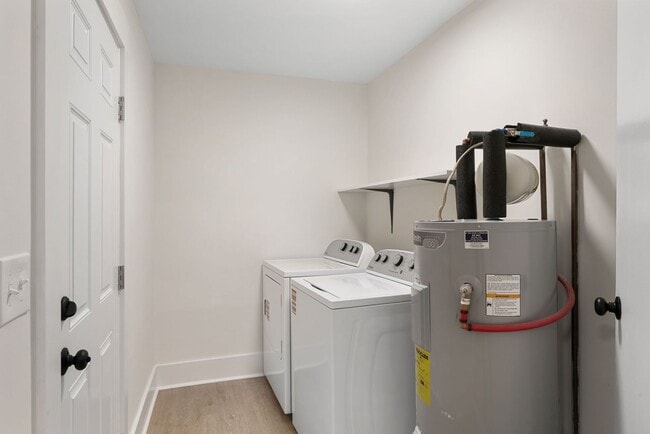 Building Photo - Available now. Water included. RENOVATED 2 BR/1.5 BA Townhouse in the Heart of James Island!