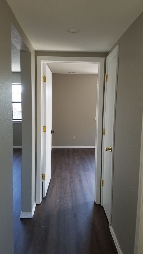 Building Photo - OK 1109-19