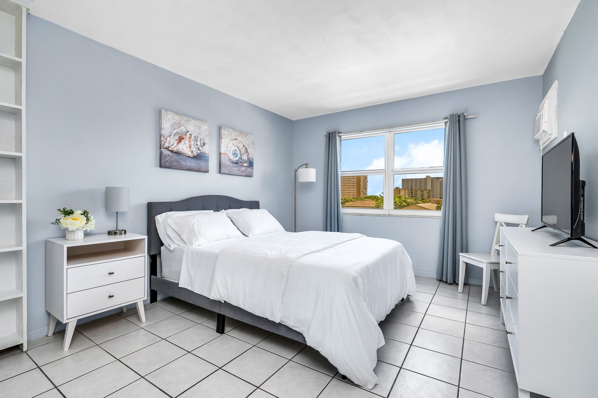 Building Photo - 3201 NE 14th Street Causeway