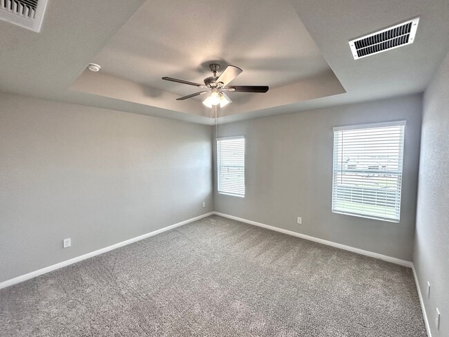 Building Photo - Luxury 2-Story, 3-Bed/ 2.5-Bath Duplex in ...