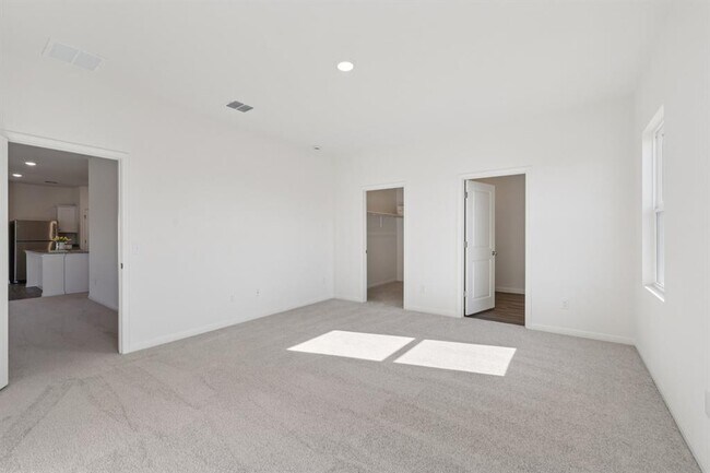 Building Photo - 108 Eleanor Ln