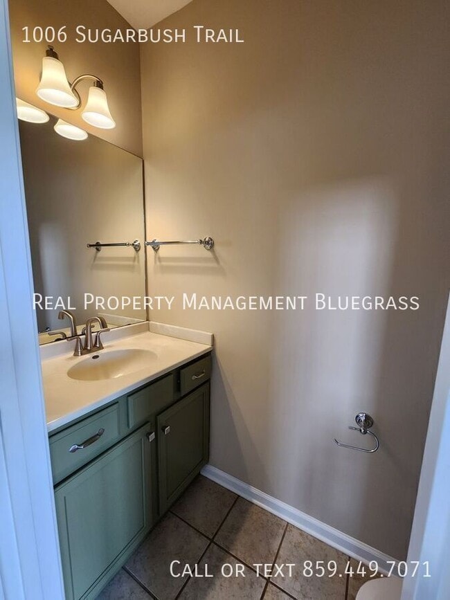 Building Photo - 1006 Sugarbush Trail