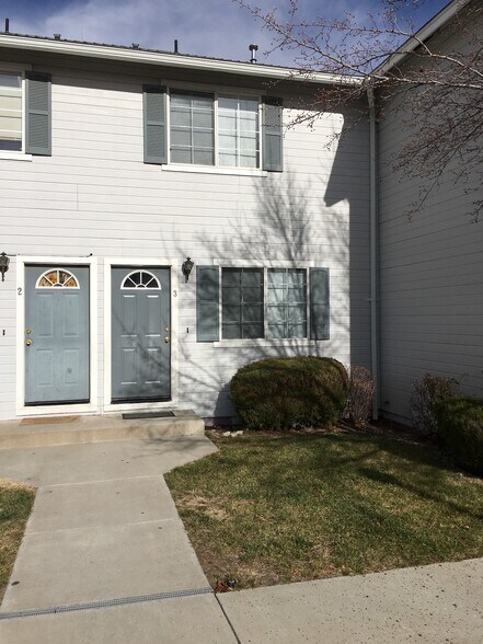 Building Photo - 3079 Airport Rd